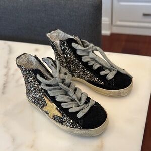 Kids Glitter High-Top Sneakers - Black and Gold
